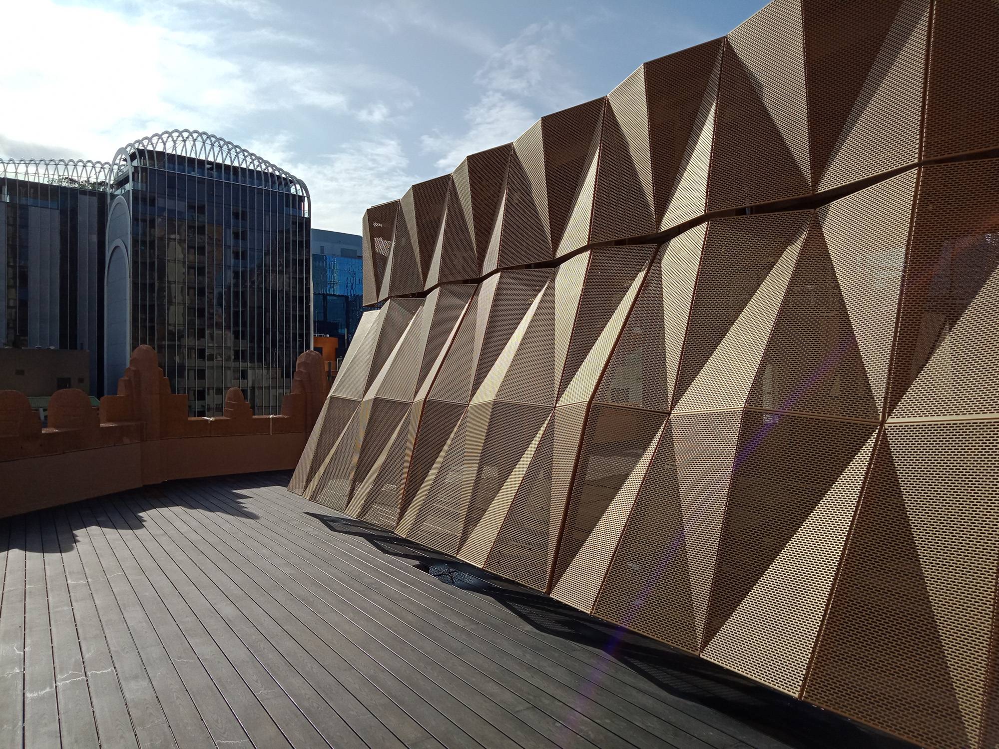 Implement featured image