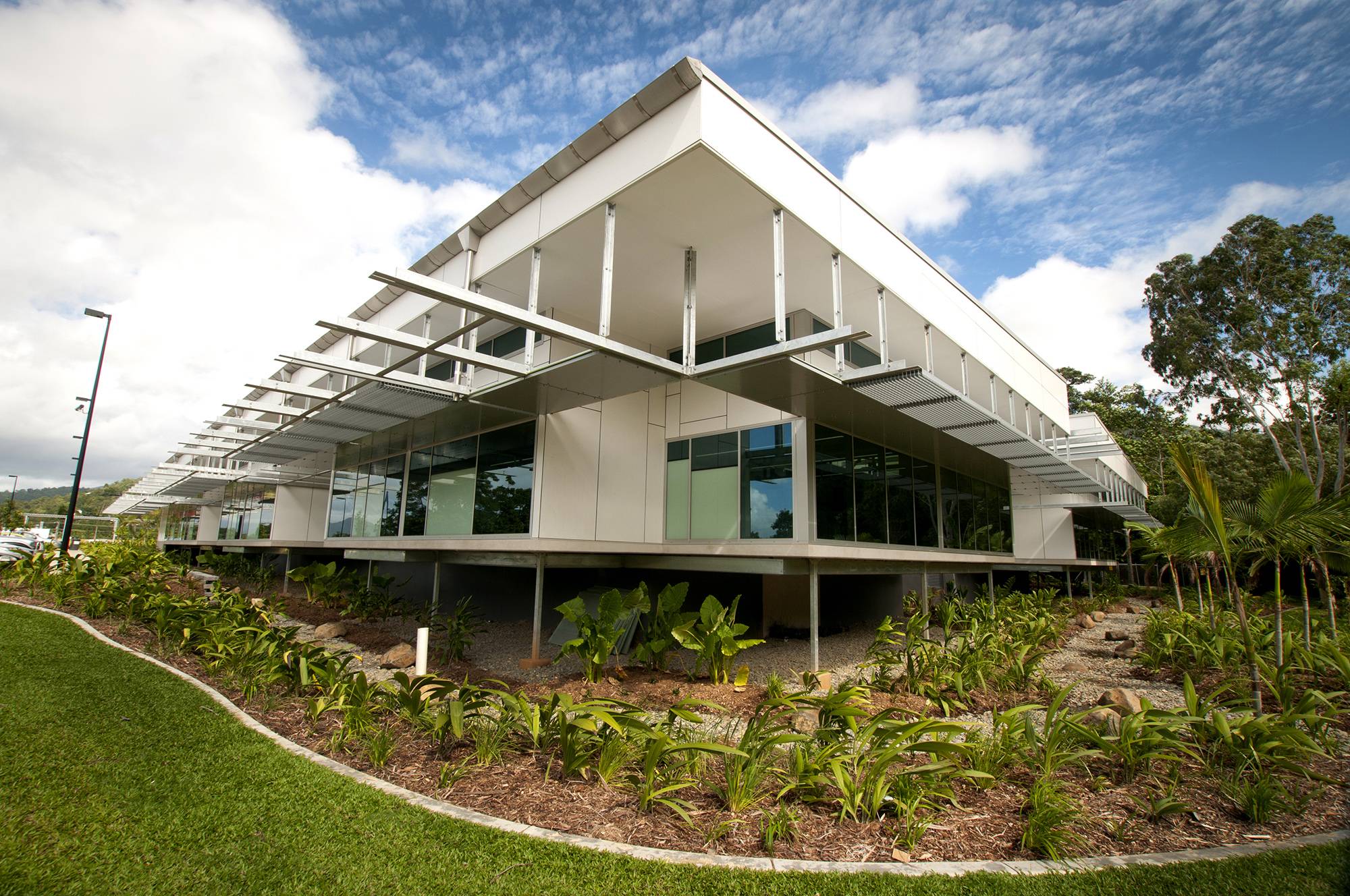 JCU-cairns-1