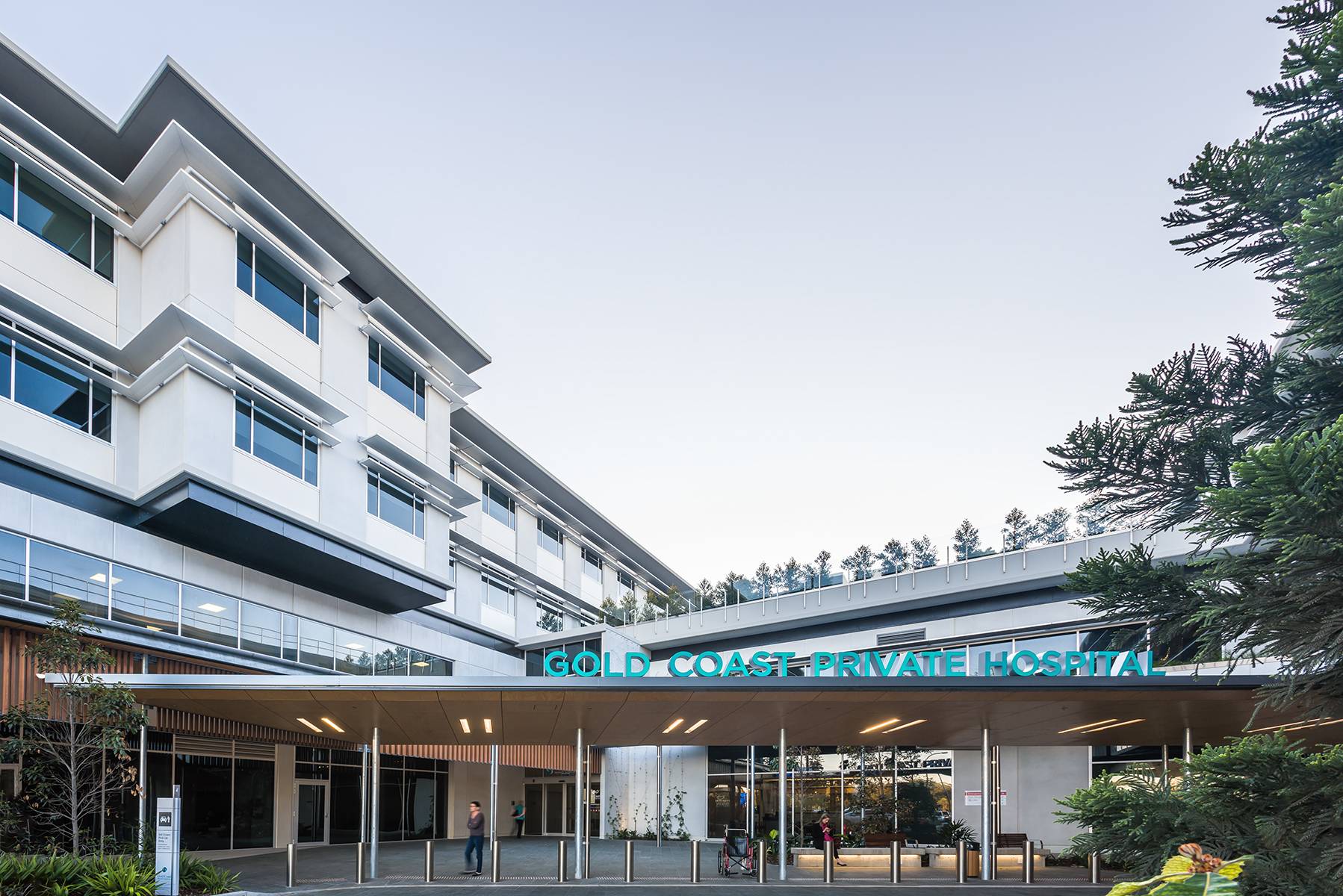 LouvreClad_GoldCoastPrivateHospital_QLD_LowRes_004.jpg